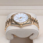 Rolex Day-Date 118238 White Dial 18K Yellow Gold President 36mm Watch - Image 2